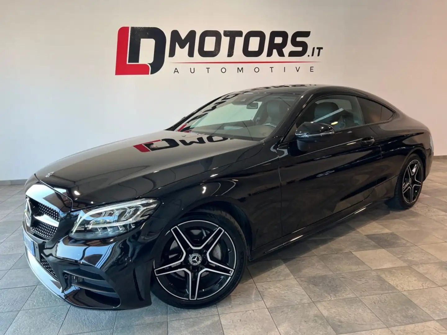 Mercedes-Benz C 220 d Auto Coupé Premium Plus AMG LINE Negro - 1