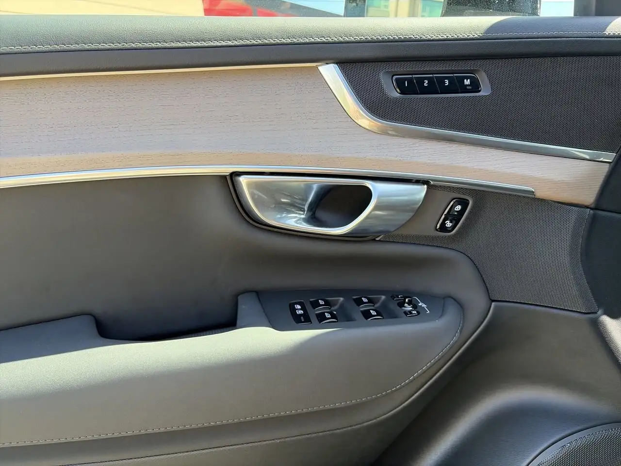 Volvo XC90 снимка Volvo XC90