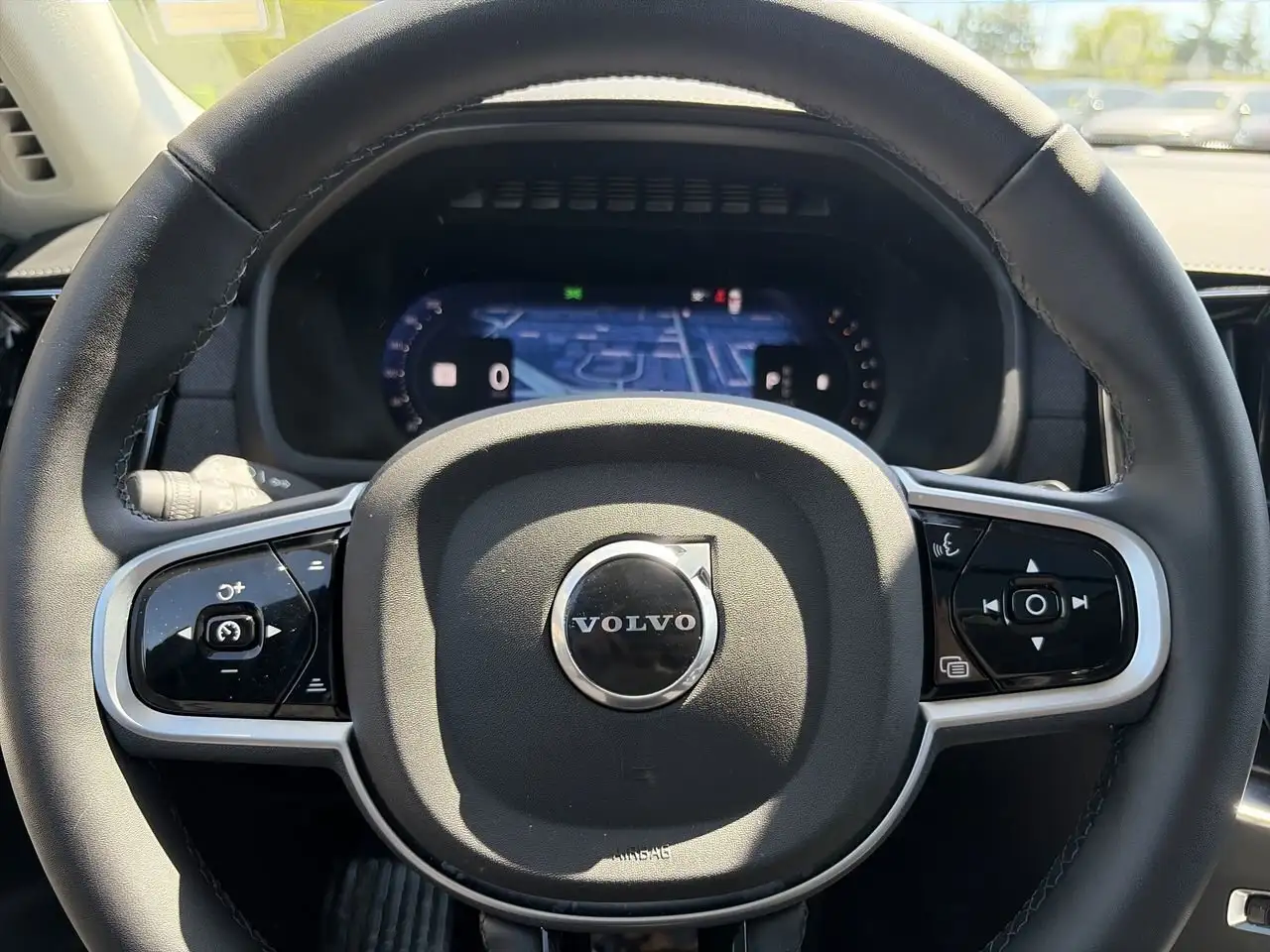 Volvo XC90 снимка Volvo XC90