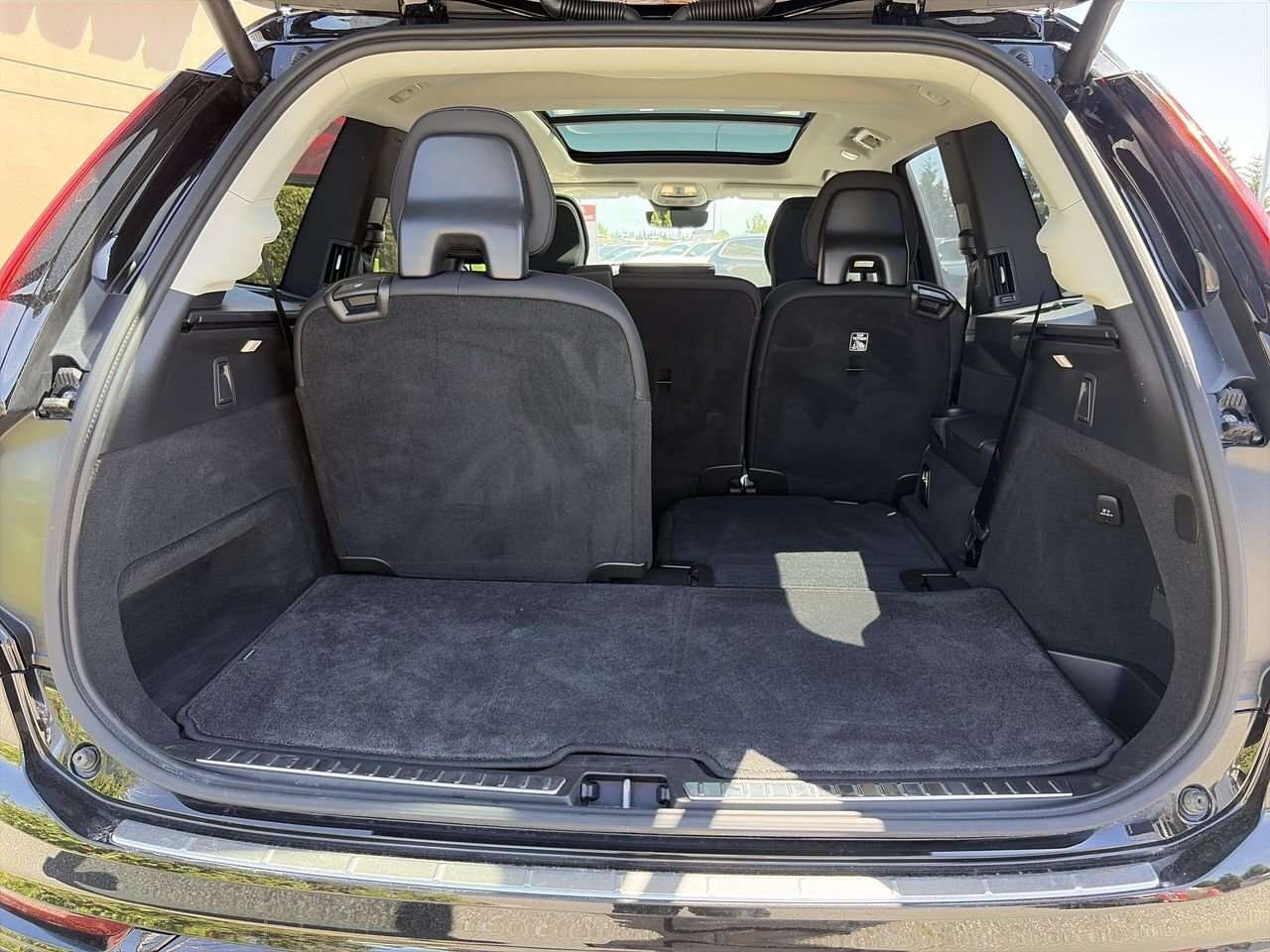 2026 Volvo XC90 B6 AWD Plus Dark Theme 7-Seater Accident-Free | Sa thumb 32