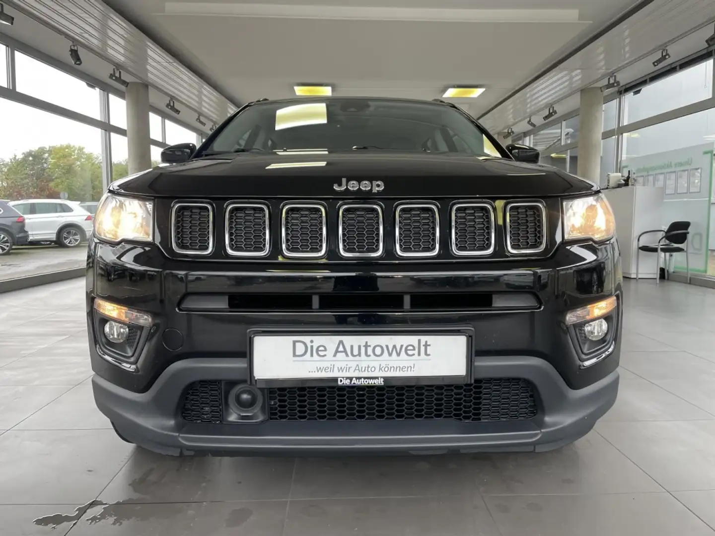 Jeep Compass 2,0 M-Jet 4WD Longitude NAVI PDC KAM GRA Klima Noir - 2