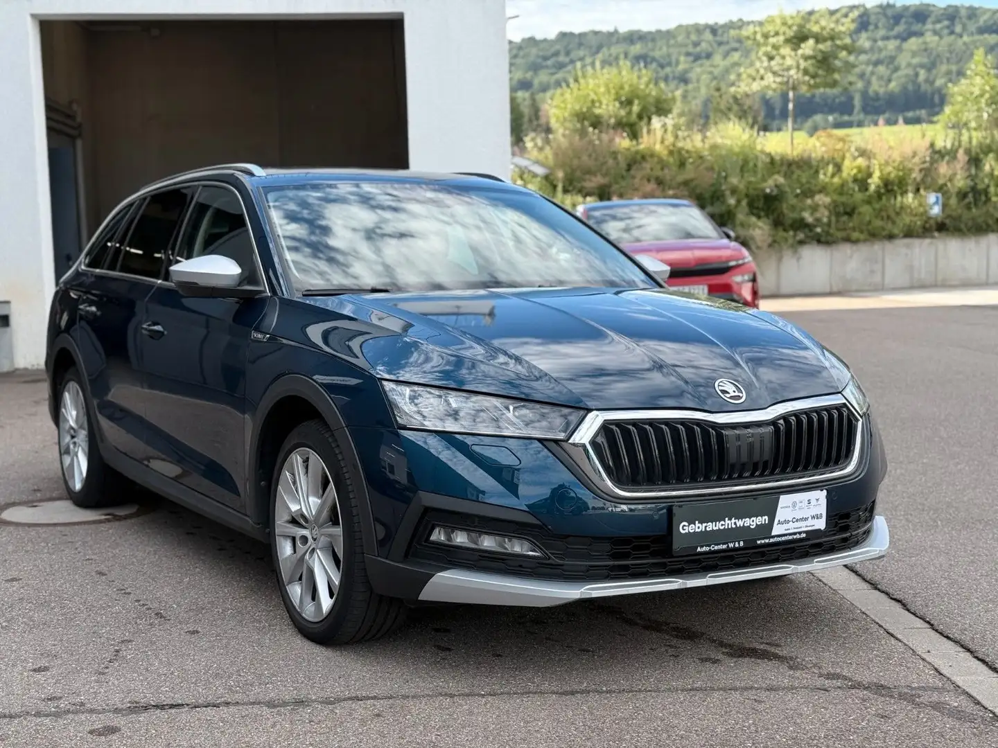 Skoda Octavia Combi Scout 4x4 2.0TDI DSG Blu/Azzurro - 1