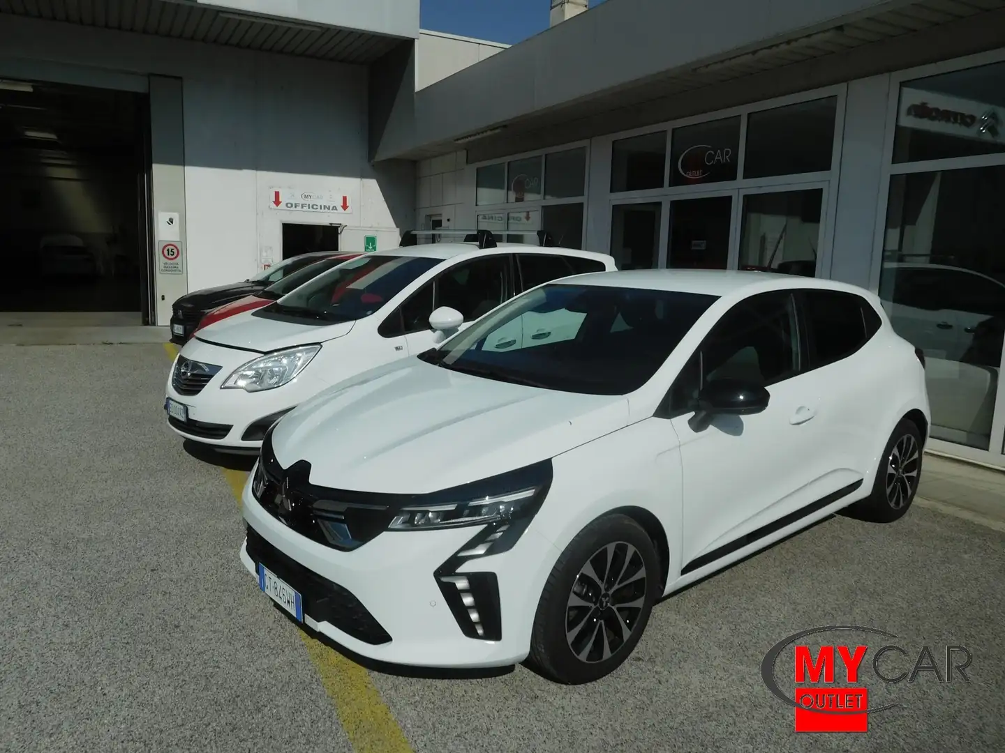 Mitsubishi Colt 1.0L turbo 90cv Invite Bianco - 1
