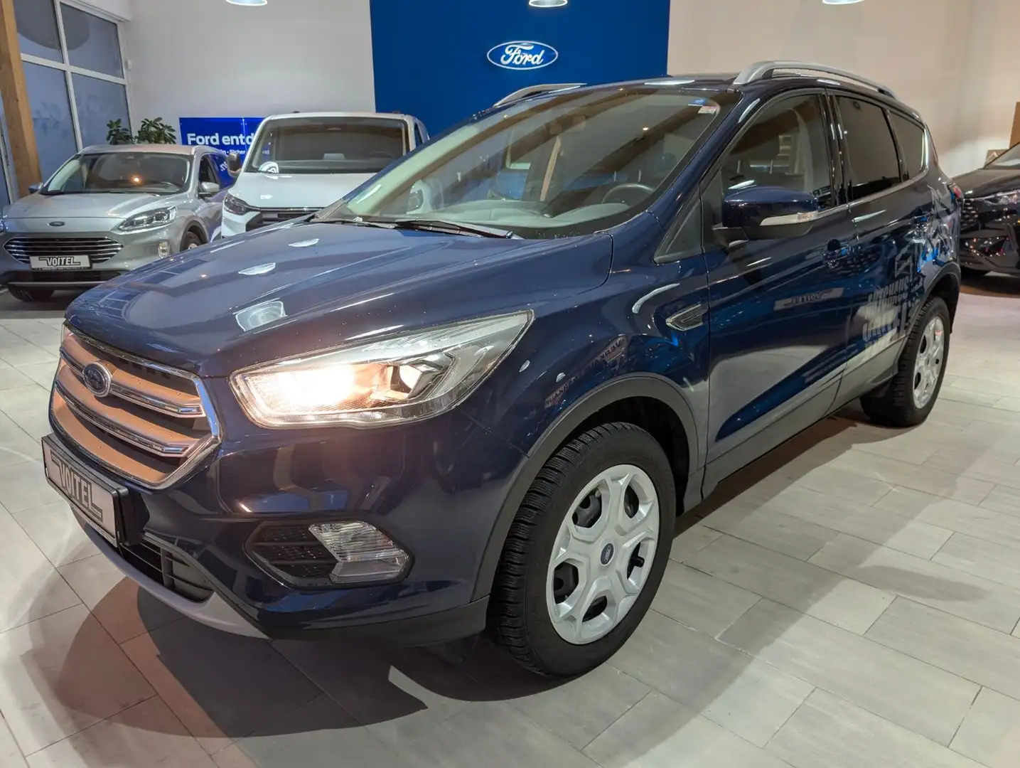 Ford Kuga Cool & Connect Bleu - 1