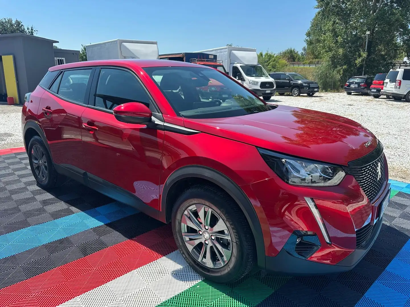 Peugeot 2008 2008 II 2020 1.2 puretech Allure s Rood - 2