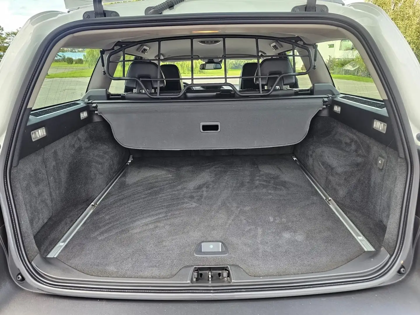 Volvo XC70 XC70 2.0 D3 Summum Geartronic Wit - 2