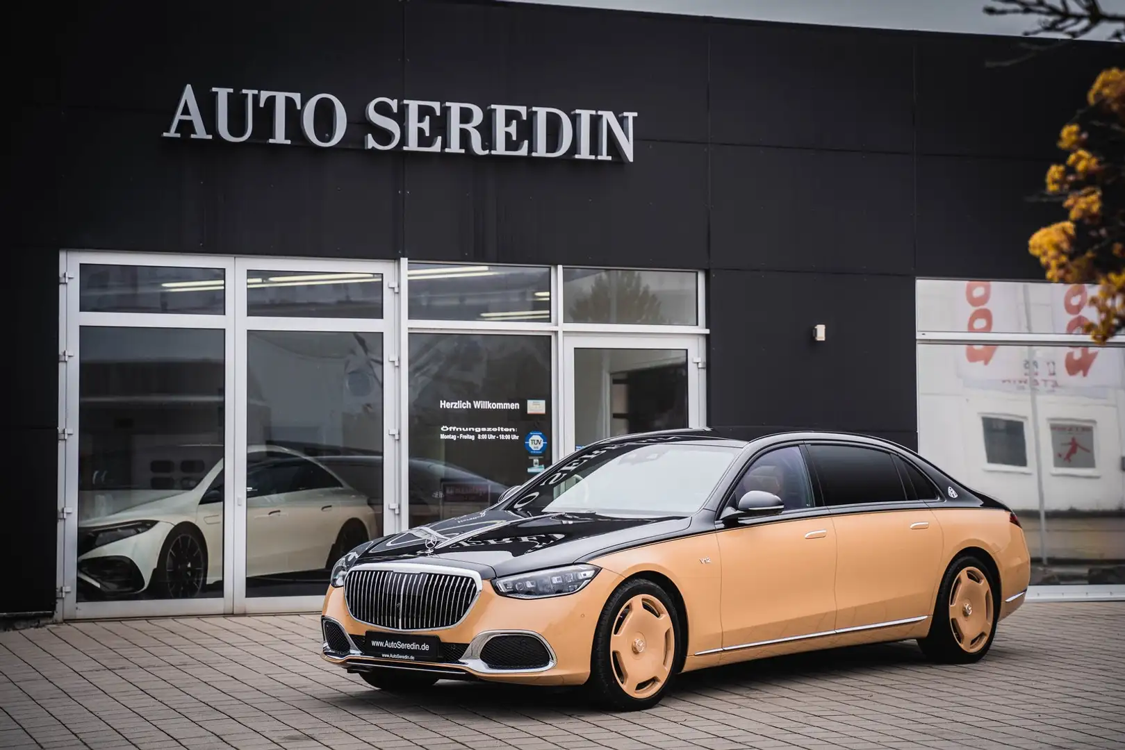 Maybach S680 4M VIRGIL ABLOH LIMITED 1 OF 150 CARS Or - 1
