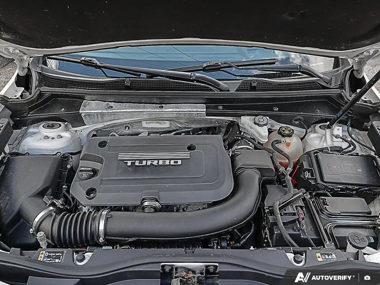 Cadillac XT4 снимка Cadillac XT4