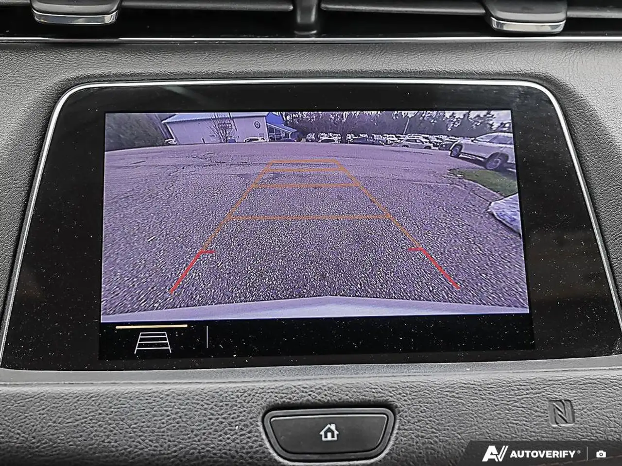 Cadillac XT4 снимка Cadillac XT4