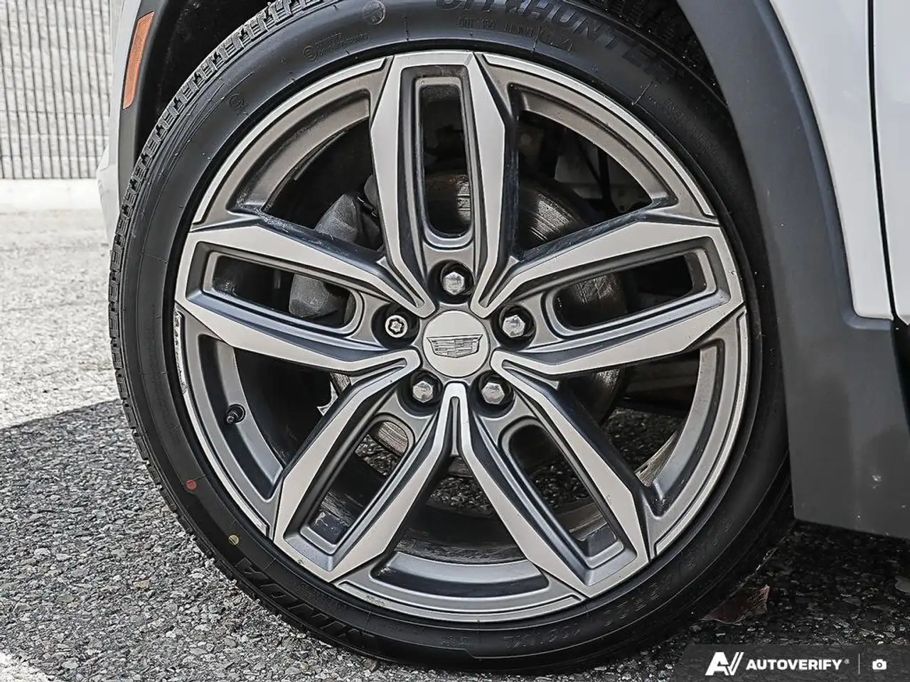 Cadillac XT4 снимка Cadillac XT4