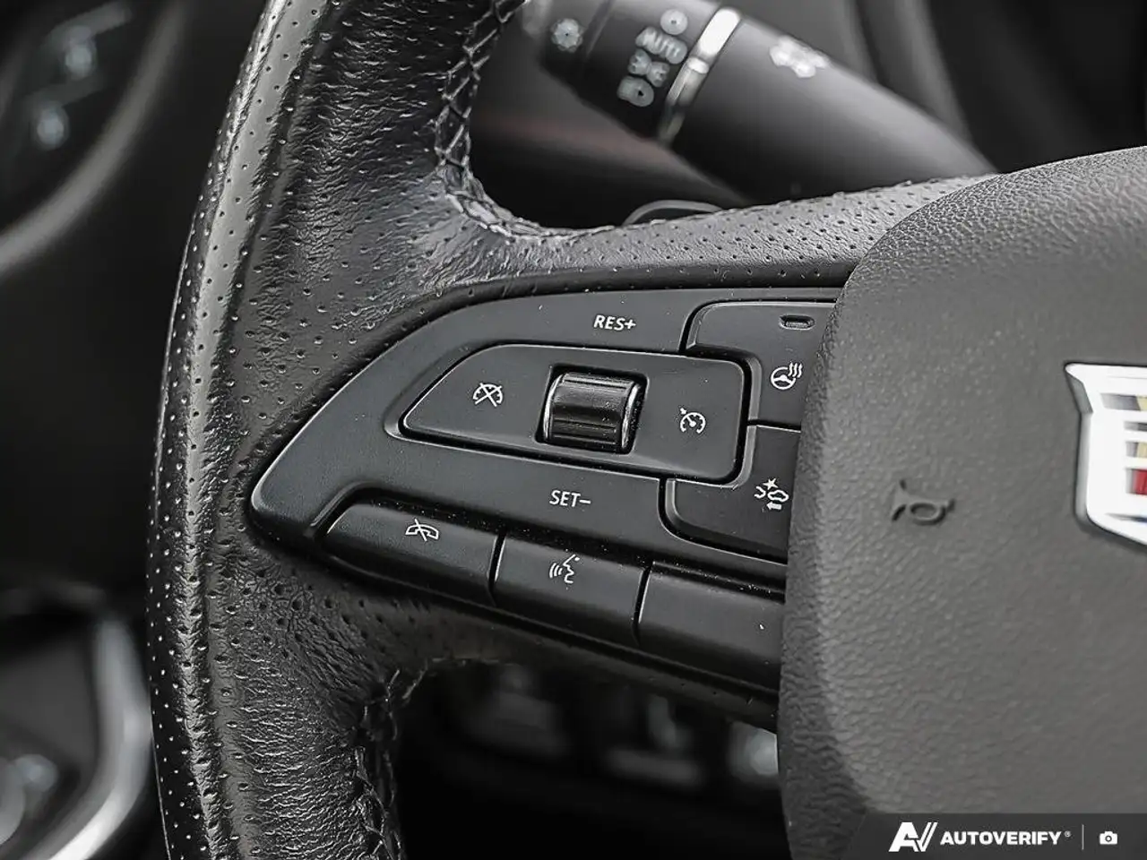 Cadillac XT4 снимка Cadillac XT4