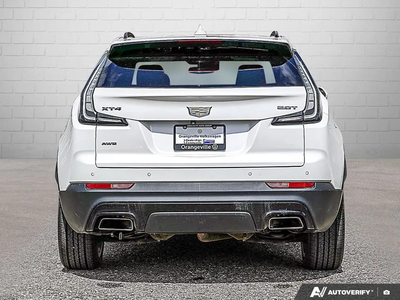 Cadillac XT4 снимка Cadillac XT4