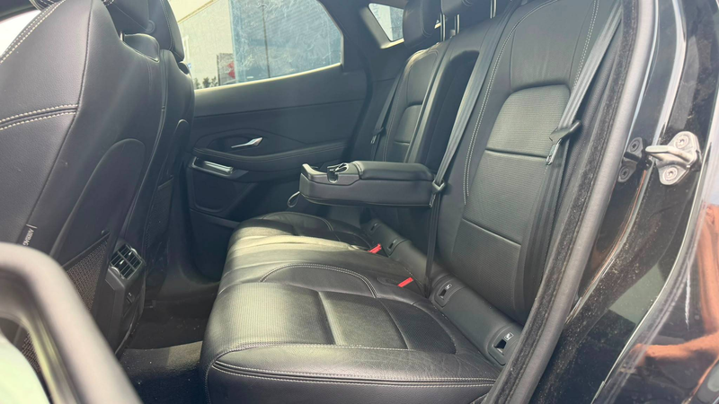 Jaguar E-Pace E-Pace 2.0 D*R-Dynamic S*TOIT-PANO*CAMERA*S-ELECTRIQUE*S-MEMOIRE* — photo 7