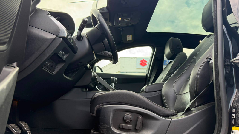 Jaguar E-Pace E-Pace 2.0 D*R-Dynamic S*TOIT-PANO*CAMERA*S-ELECTRIQUE*S-MEMOIRE* — photo 6