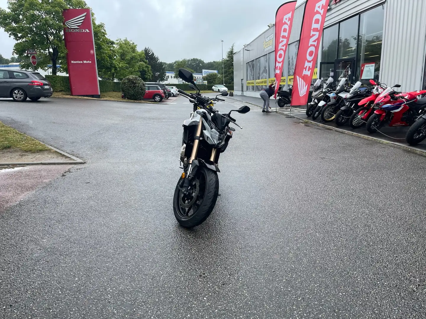 Honda CB 500 Gris - 2