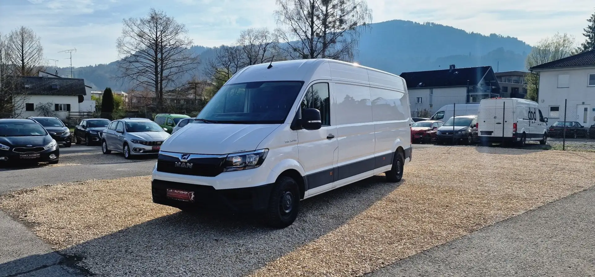 MAN TGE 3.140 L4 H3 Kastenwagen 3-Sitzer Weiß - 1