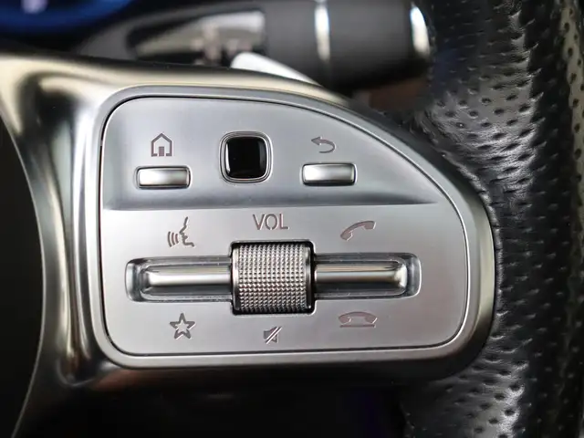 Mercedes-Benz GLC view 14