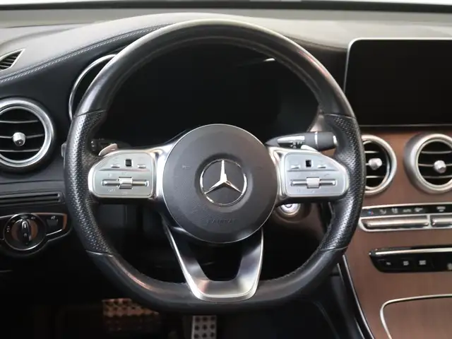 Mercedes-Benz GLC view 10