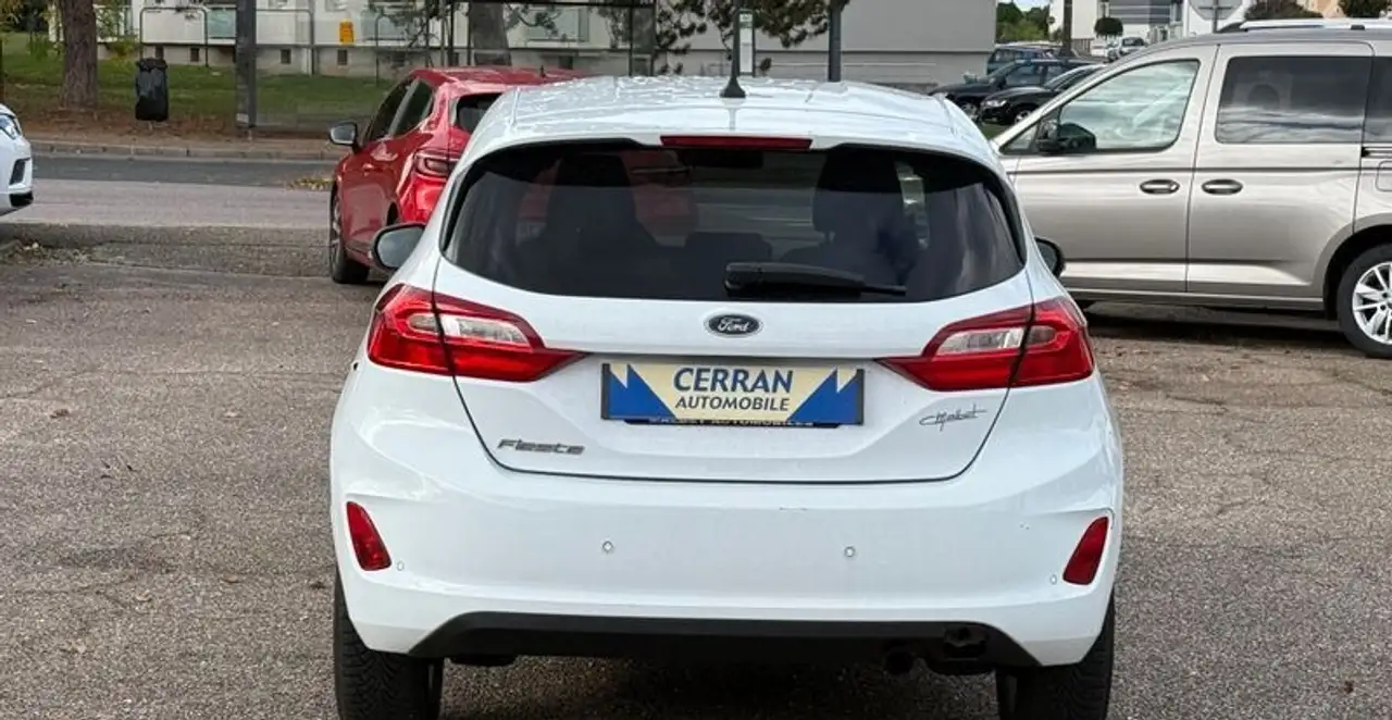Ford Fiesta 3 portes — photo 6