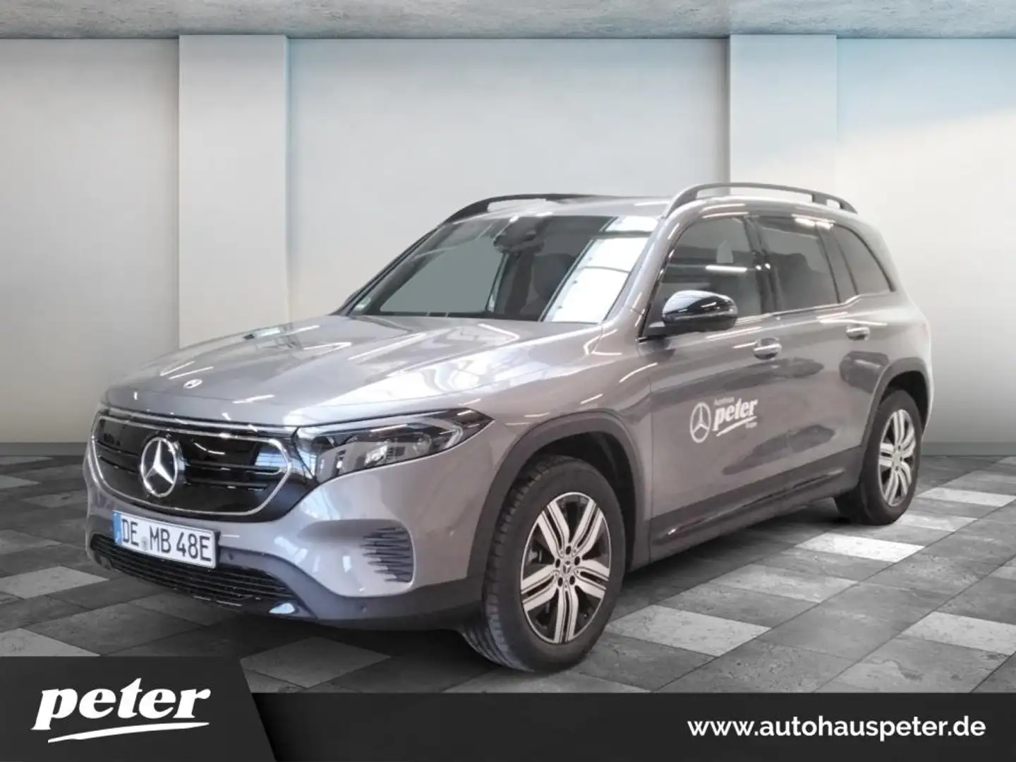 Mercedes-Benz EQB 300 4MATIC Electric Art, Advanced Paket Gris - 1