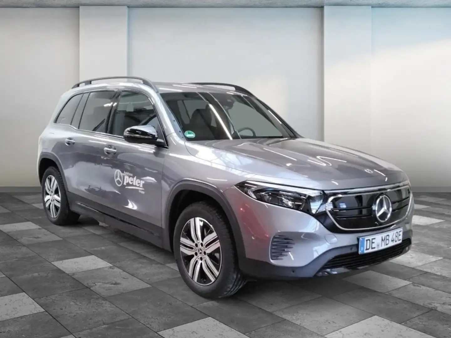 Mercedes-Benz EQB 300 4MATIC Electric Art, Advanced Paket Gris - 2