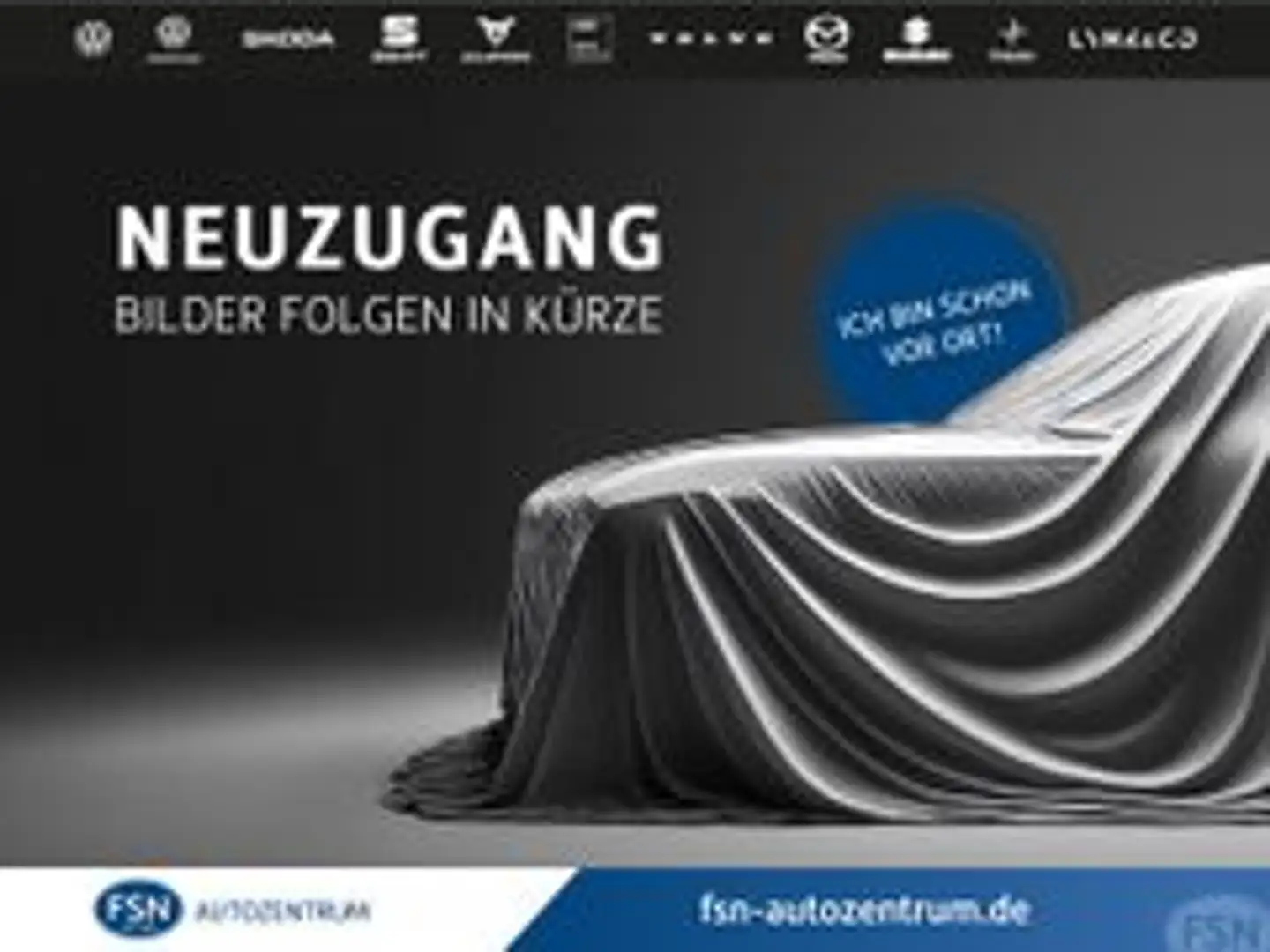 Volvo V60 B4 Benzin Plus Dark Automatik Schwarz - 1