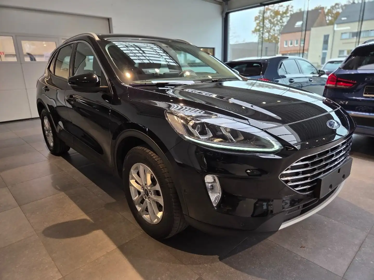 Ford Kuga Kuga 2.5 Duratec FHEV TITANIUM Noir - 2