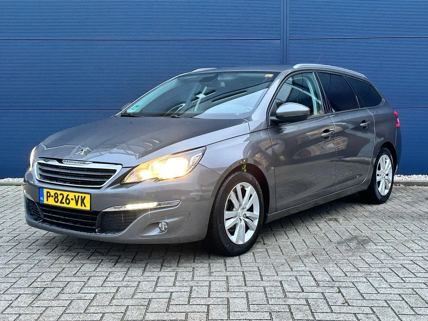 Peugeot 308 308 1.2 Allure | Nieuwe riem | All Season banden | Szary - 1