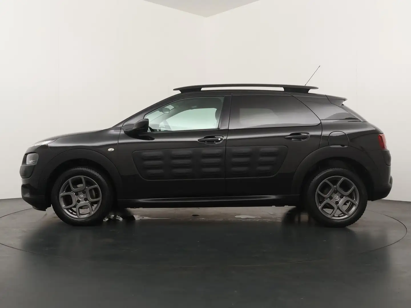 Citroen C4 Cactus 1.2 PureTech Shine - Trekhaak - Parkeersensoren A Zwart - 2