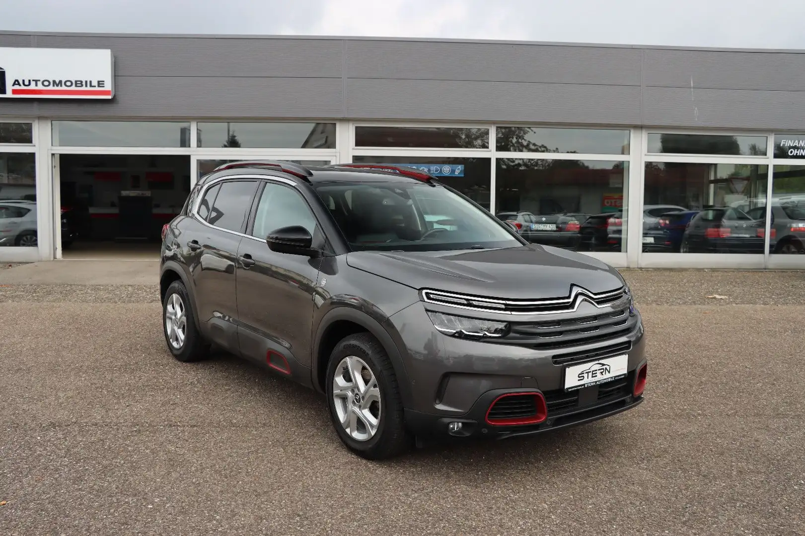 Citroen C5 Aircross C-Series l 1.HAND l NAVI l Gris - 2