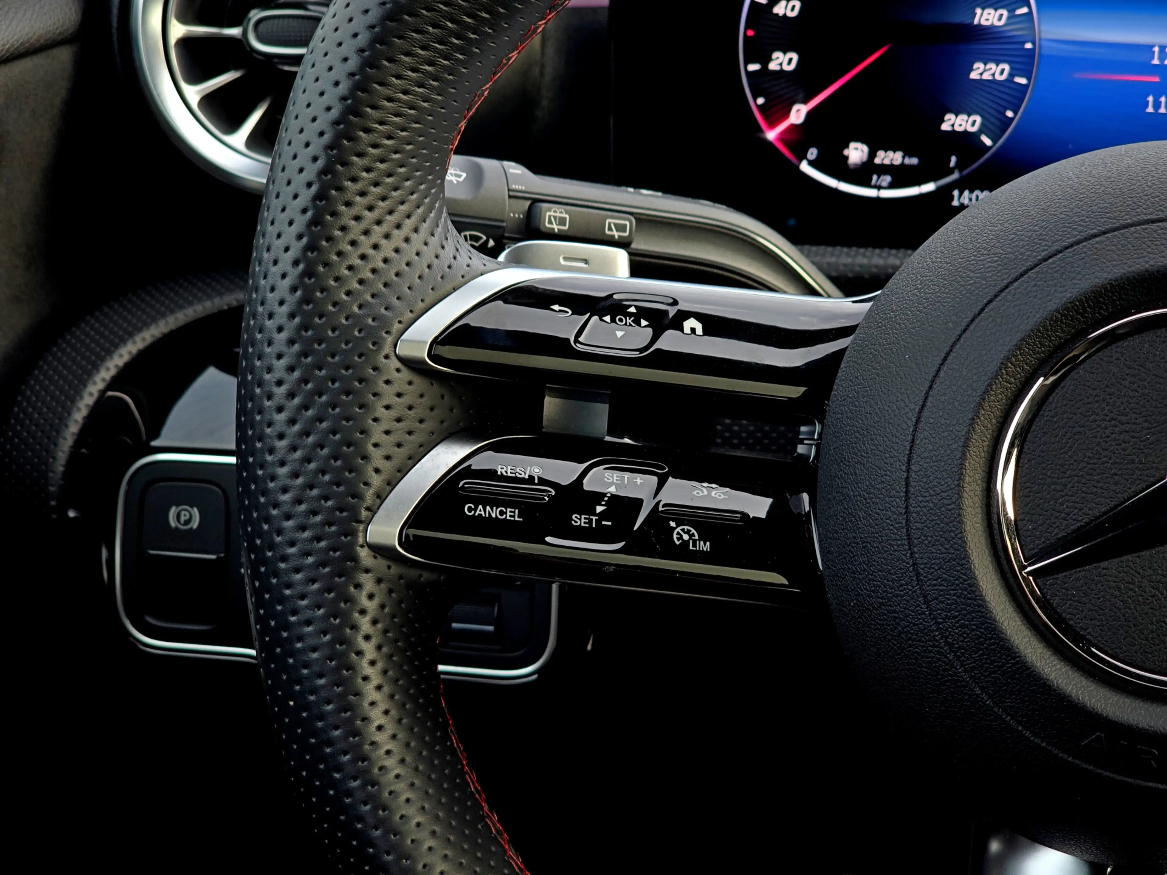 Mercedes-Benz A 250 e Star Edition AMG Line - 165 Pk - Euro 6 - Navi - — photo 33