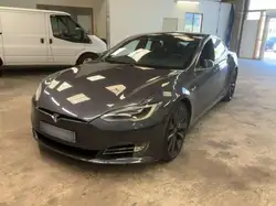 Tesla Model S Model S 100D Allradantrieb