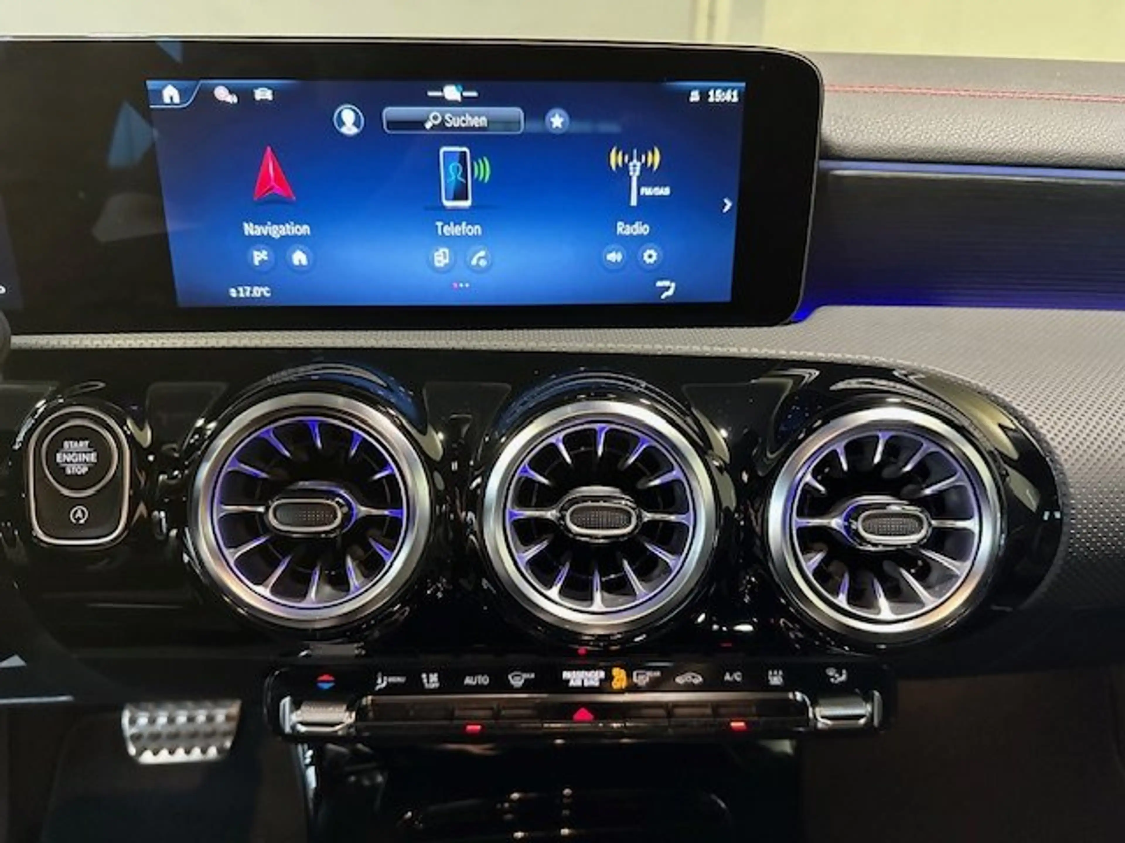 Mercedes-Benz CLA 180 SB AMG Night Edition Pano/StdHG/Dist/Tot — photo 12