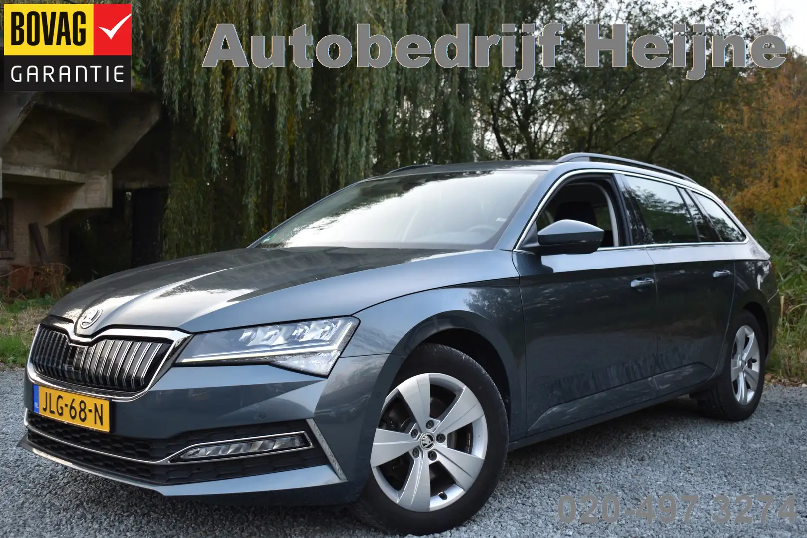 Skoda Superb Combi iV 218PK DSG HYBRID BUSINESS TREKHAAK/NAVI/V Gris - 1