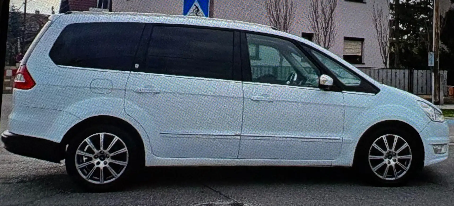 Ford Galaxy Galaxy Ghia Stage V 2,0 TDCi DPF Aut. Ghia Stage V Weiß - 2