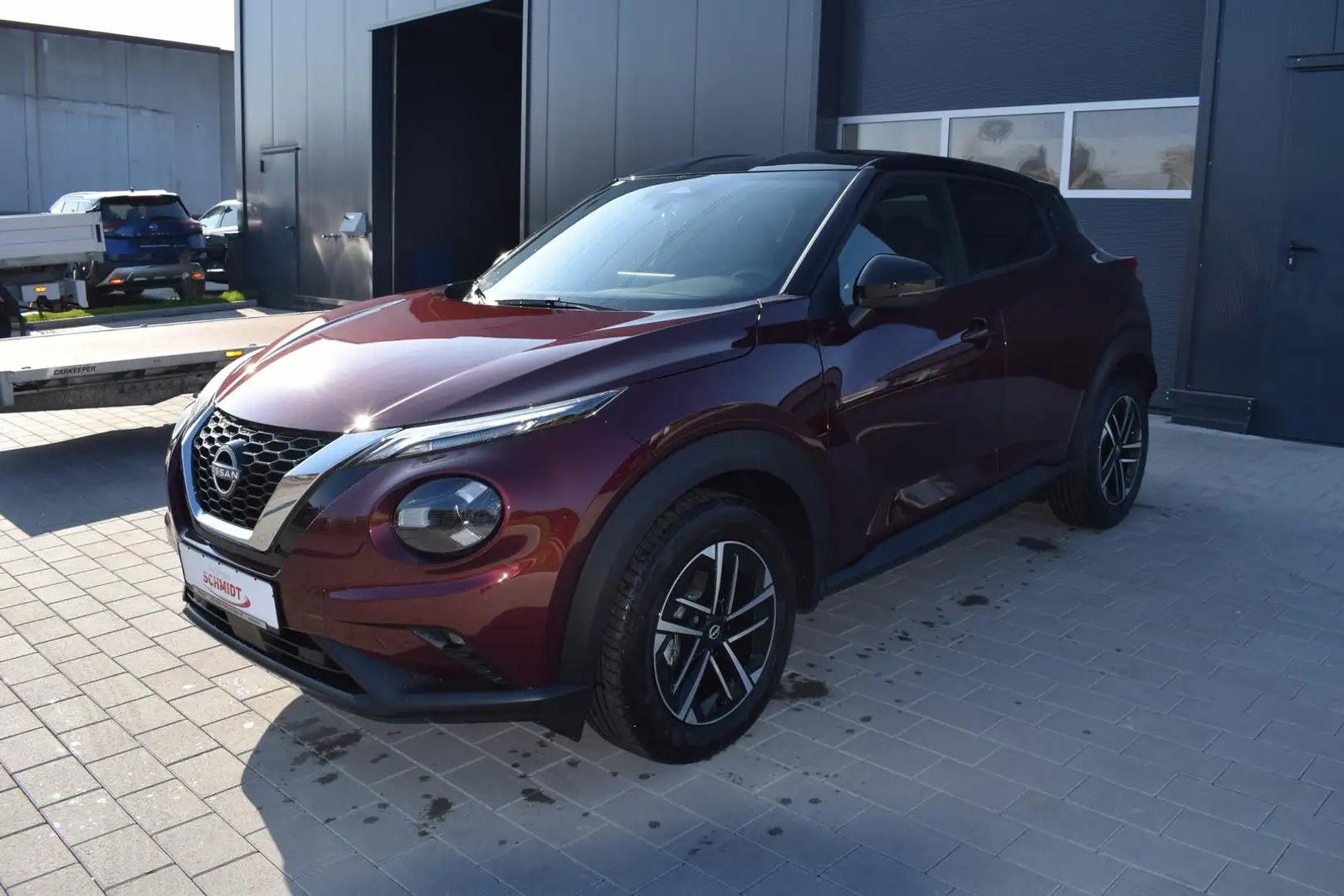Nissan Juke 1.0 DIG-T N-Connecta Winter Rouge - 2