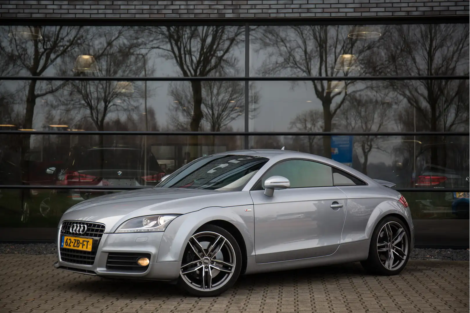 Audi TT 3.2 V6 quattro Pro Line Gris - 2