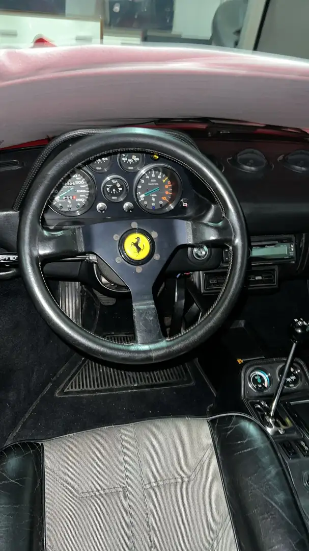Ferrari 208 2.0 turbo GTB 220cv - 2