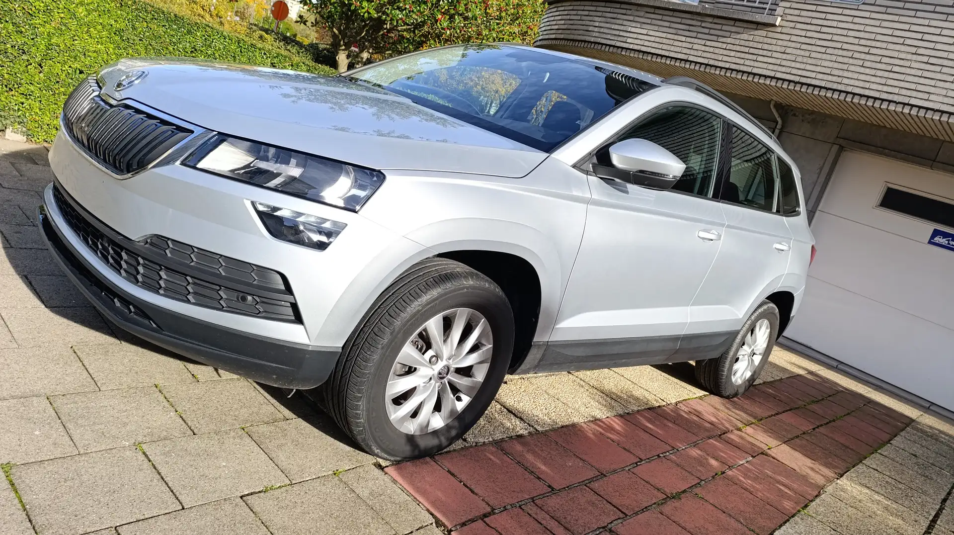 Skoda Karoq Karoq 1.5 TSI ACT Ambition DSG (EU6.2) Zilver - 2