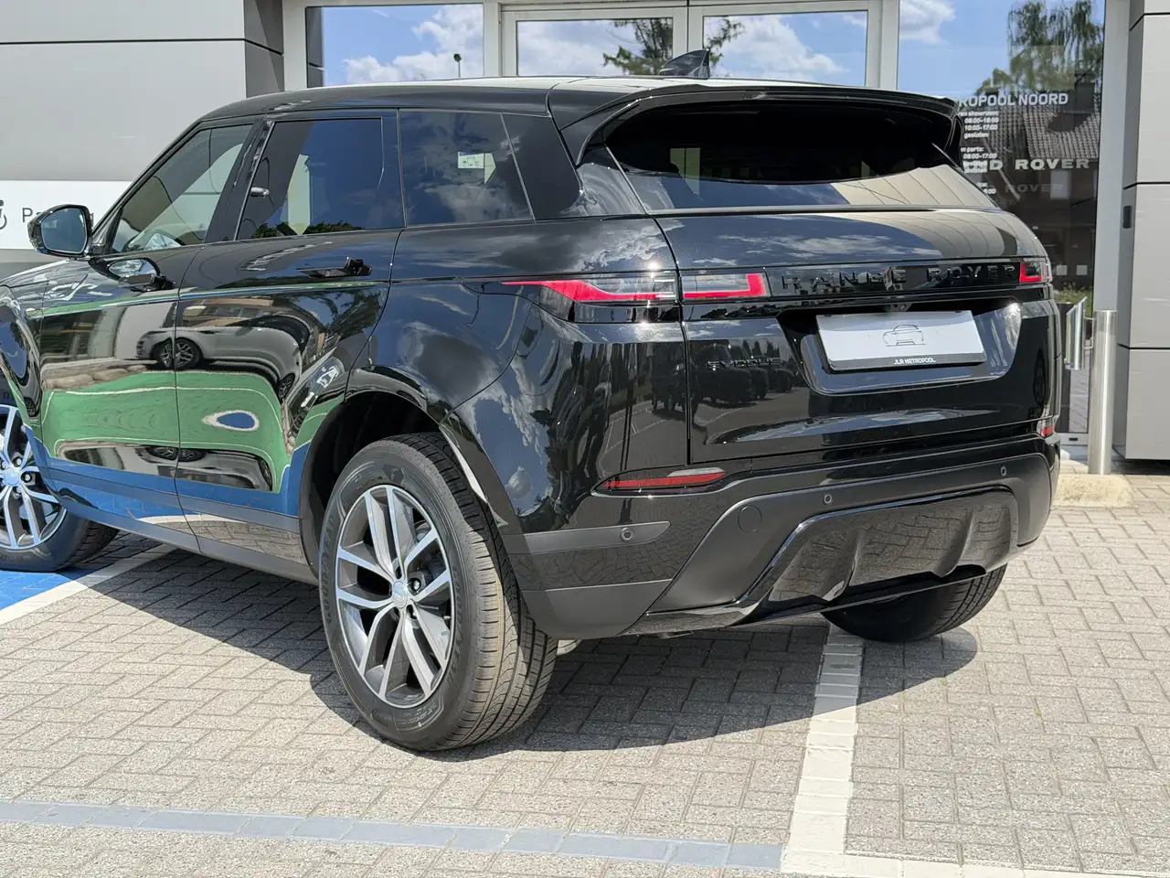 Land Rover Range Rover Evoque 2026 — фото 6