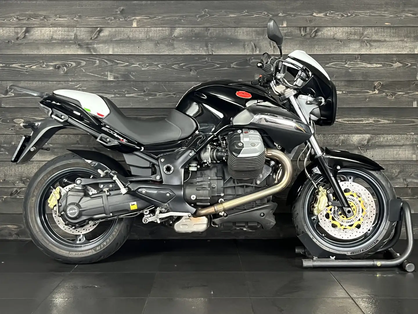 Moto Guzzi 1200 Sport 8V ABS Black - 1
