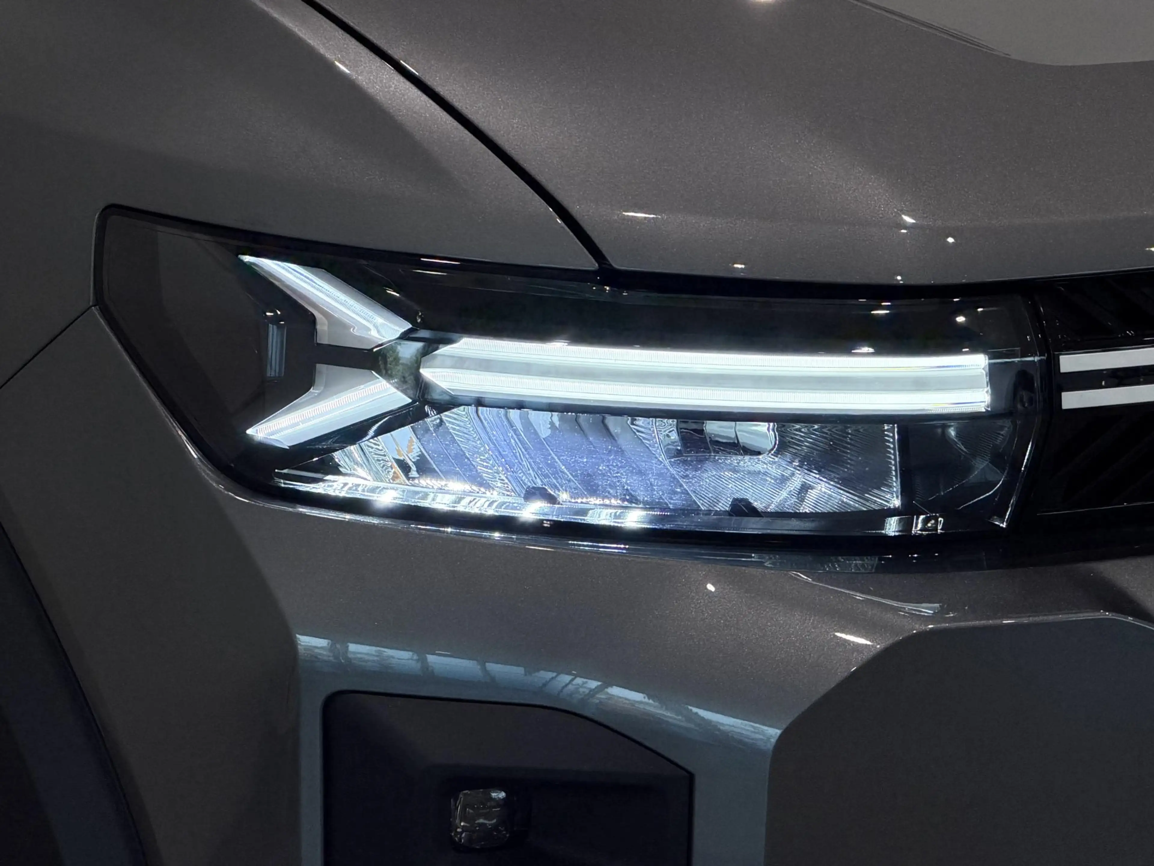 Dacia Bigster 1.8 Hybrid 155 Journey | DEMO | Pack Assist | Pack — photo 24