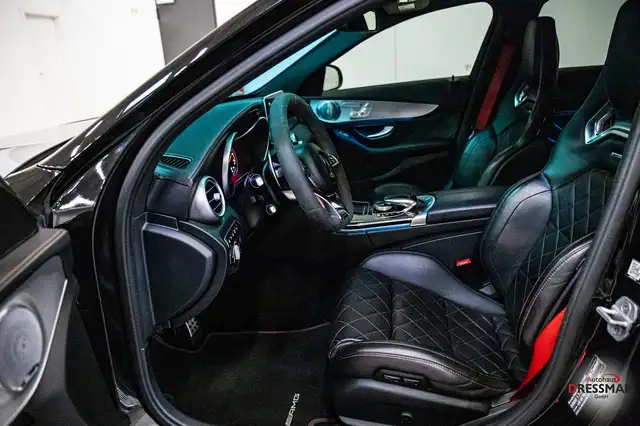 Mercedes-Benz C-Class view 10