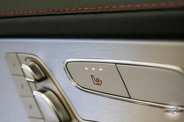 Mercedes-Benz C-Class view 15