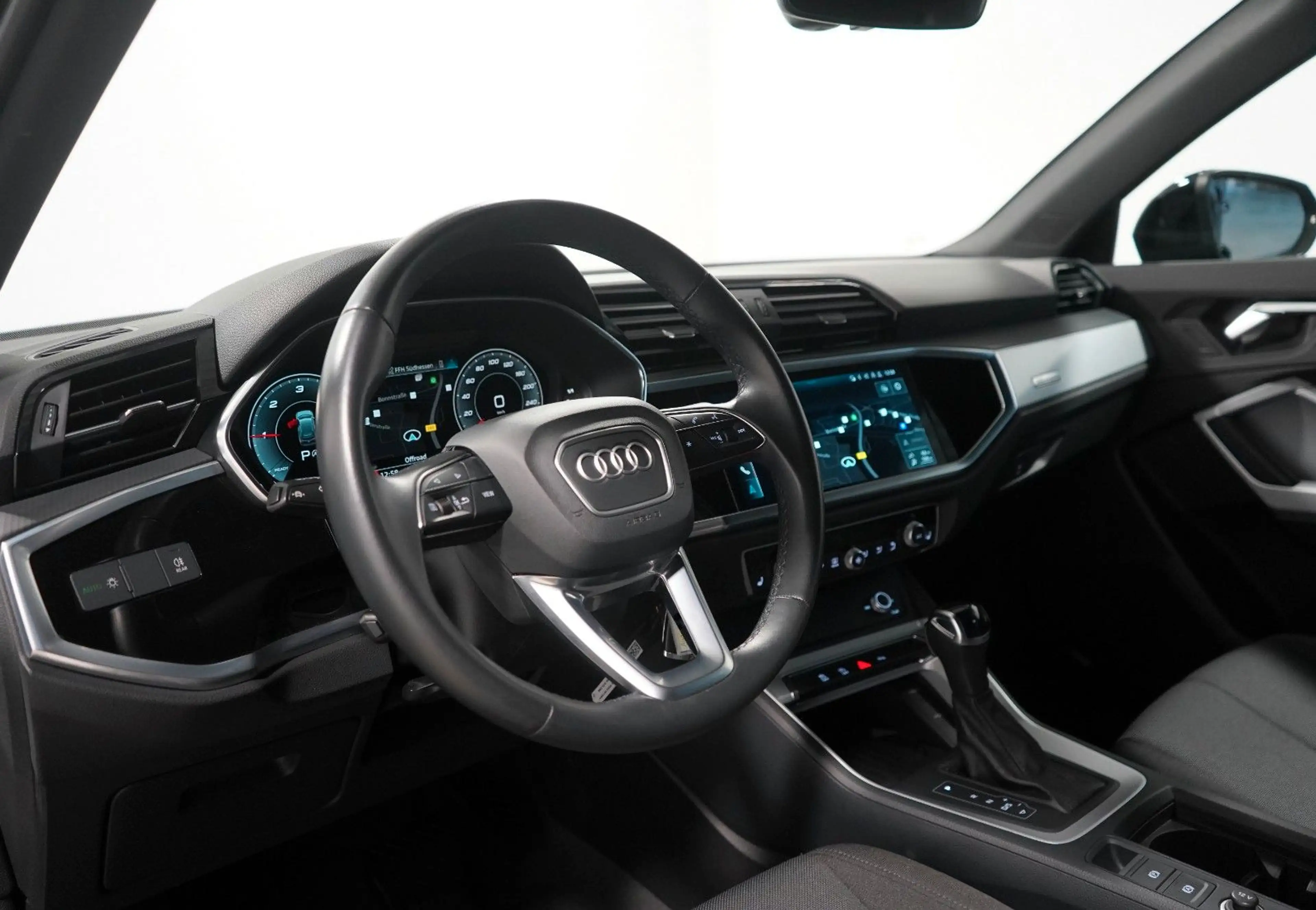 Audi Q3 35 TDI S-tronic *STANDHZG*NAVI*VIRTUAL*1.HAND — photo 11