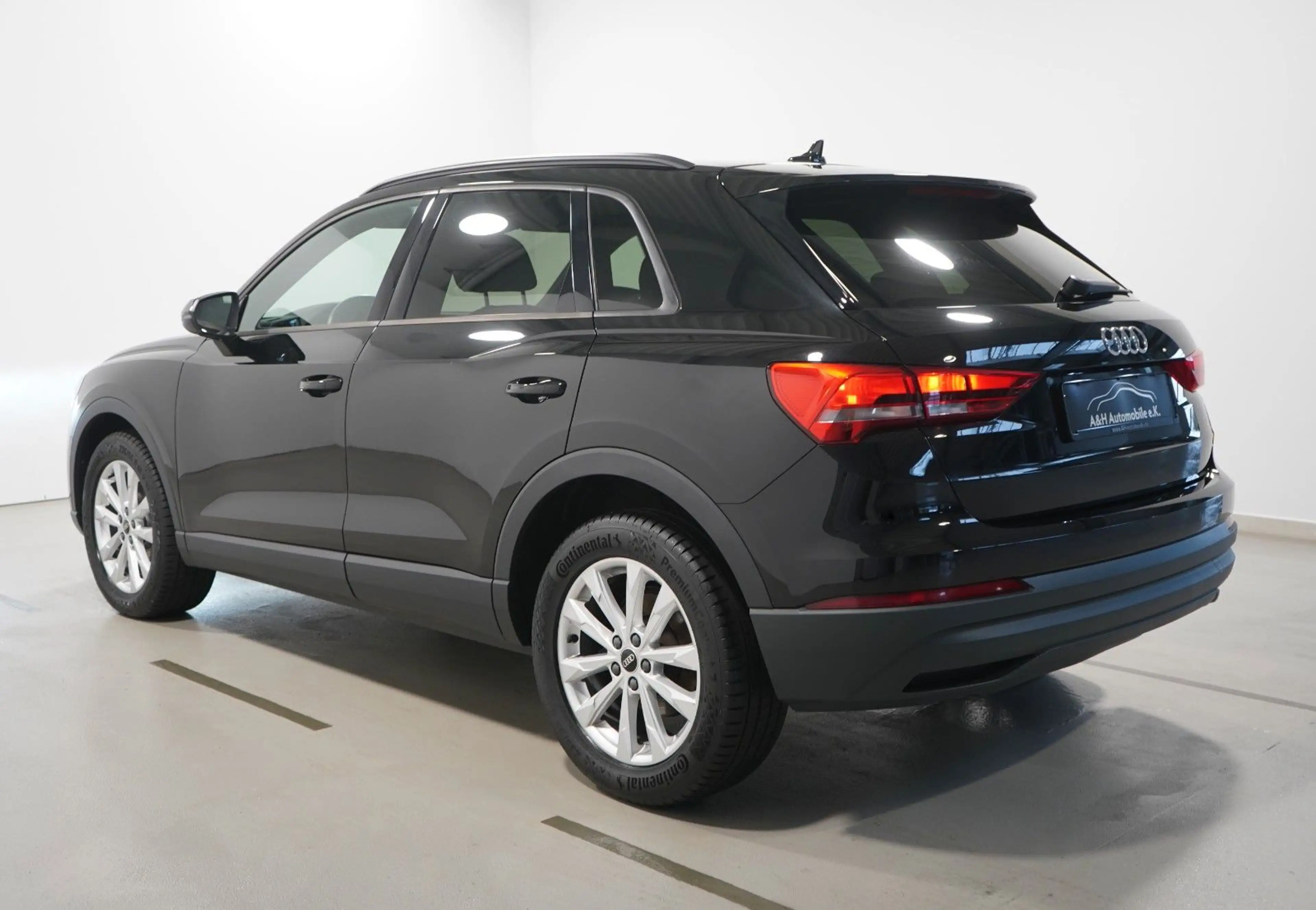 Audi Q3 35 TDI S-tronic *STANDHZG*NAVI*VIRTUAL*1.HAND — photo 4