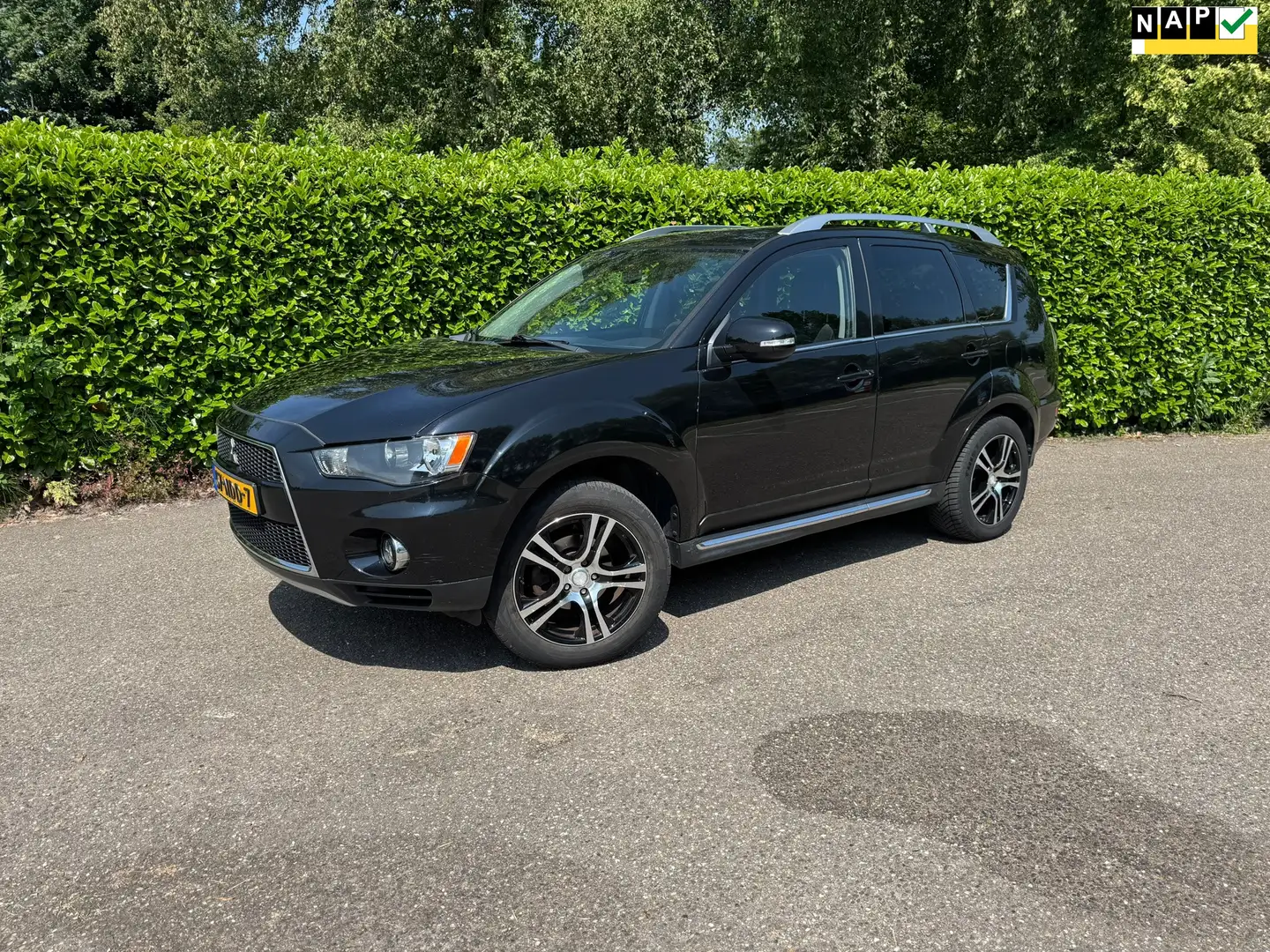 Mitsubishi Outlander 2.0 Intro Edition |Automaat Nero - 1