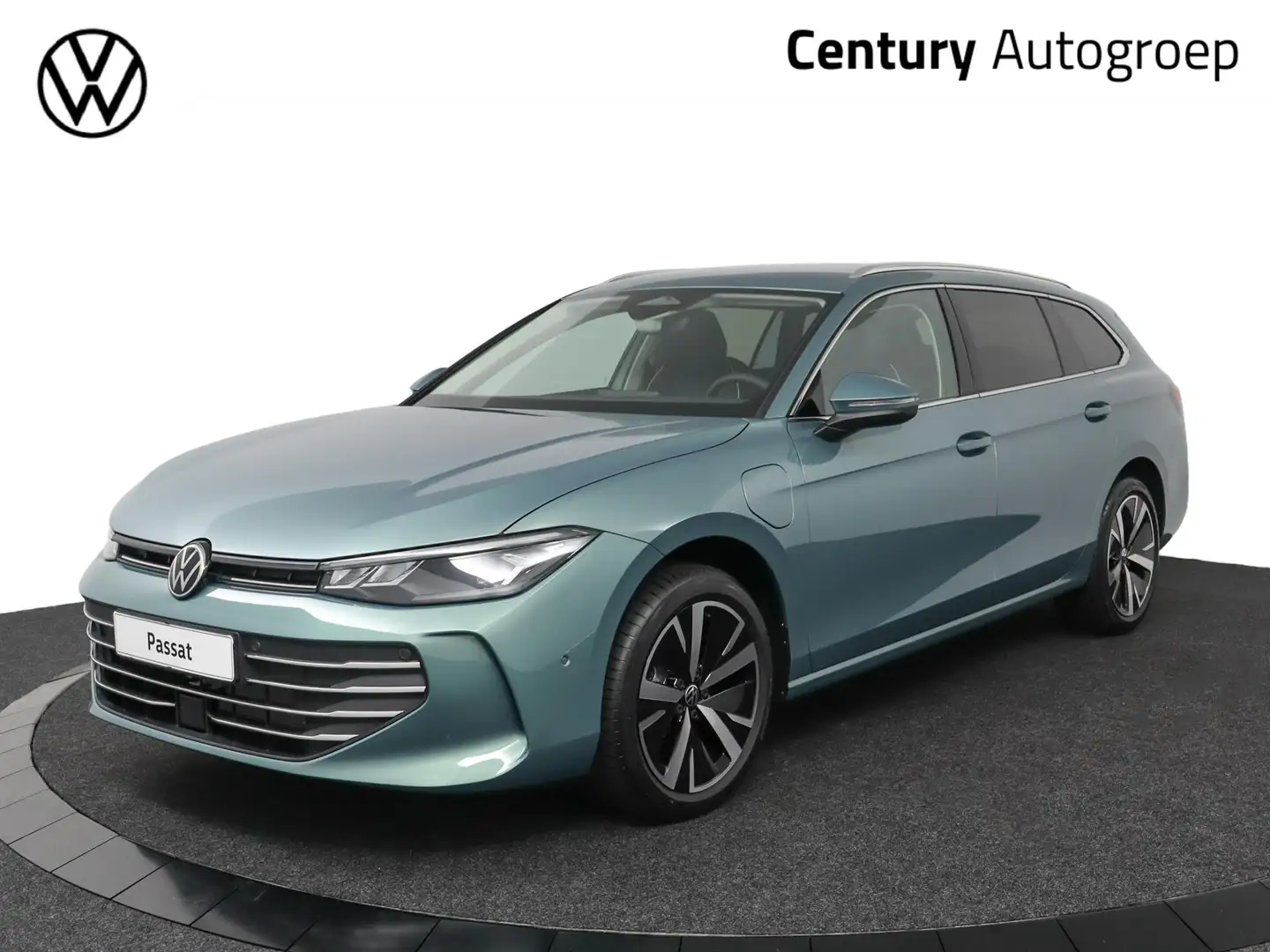 Volkswagen Passat Variant Business 1.5 eHybrid 150 kW / 204 pk Variant 6 ver Groen - 1
