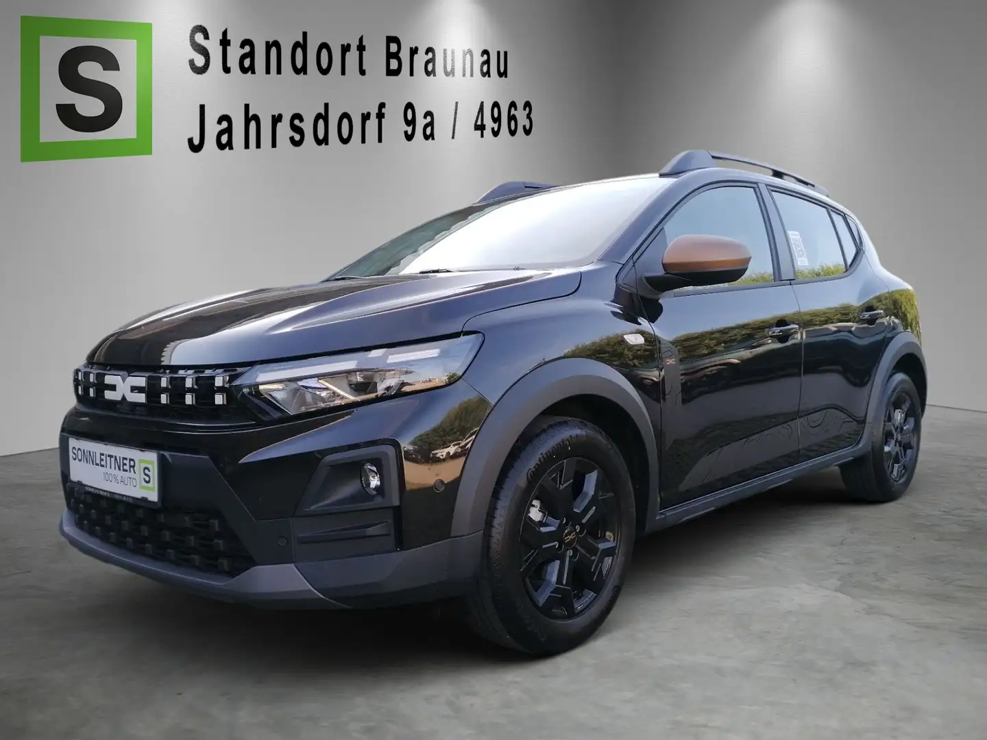 Dacia Sandero SANDERO Stepway Extreme TCe 110 Schwarz - 2