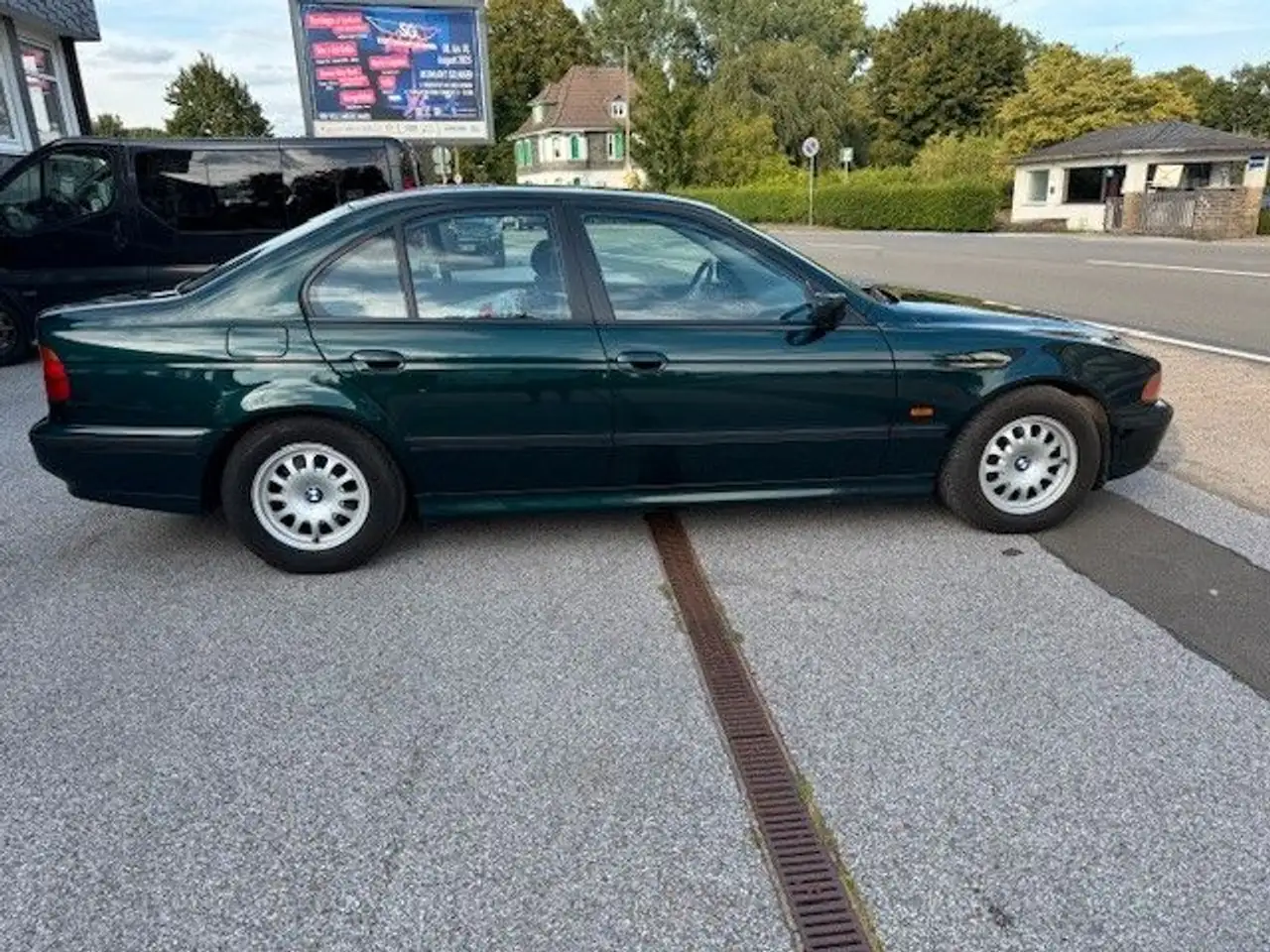 BMW 520 i Automatik 1 Hand KM96168, foto 2